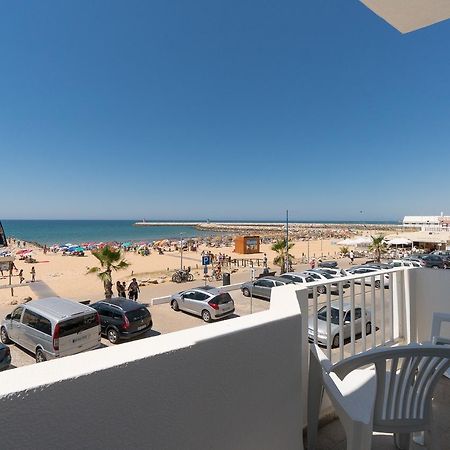 T2 Avenida- Frente Mar, Ar-Condicionado, Wifi Apartment Quarteira Bagian luar foto