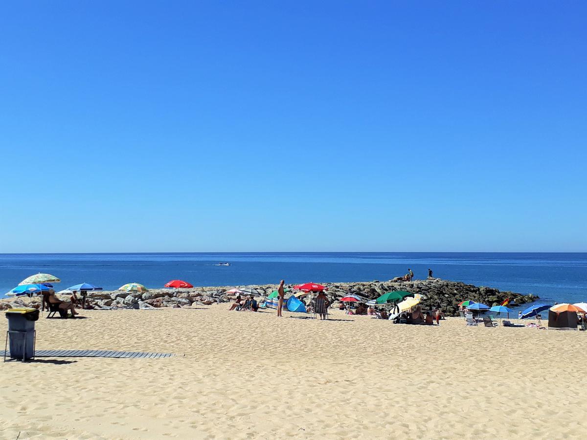 T2 Avenida- Frente Mar, Ar-Condicionado, Wifi Apartment Quarteira Bagian luar foto